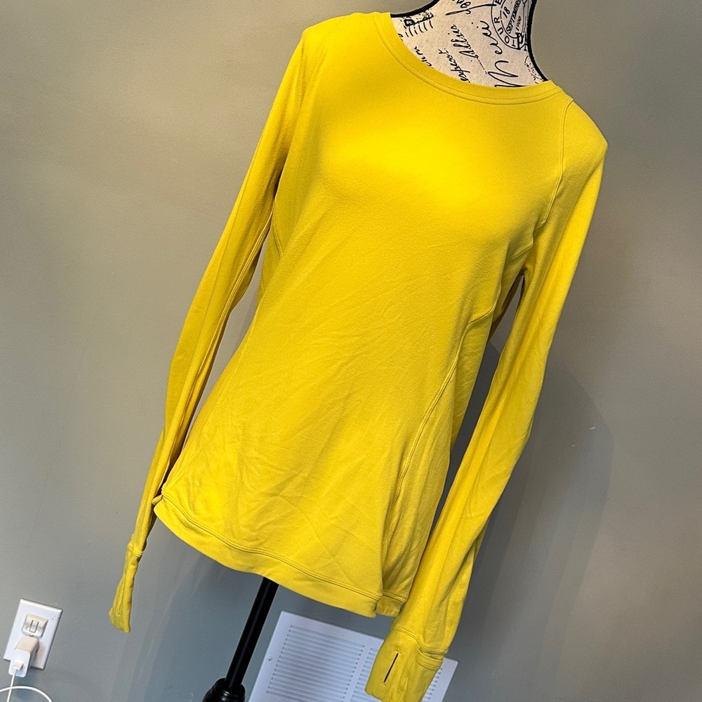 Lululemon Yellow Long Sleeve Women's Top size 12